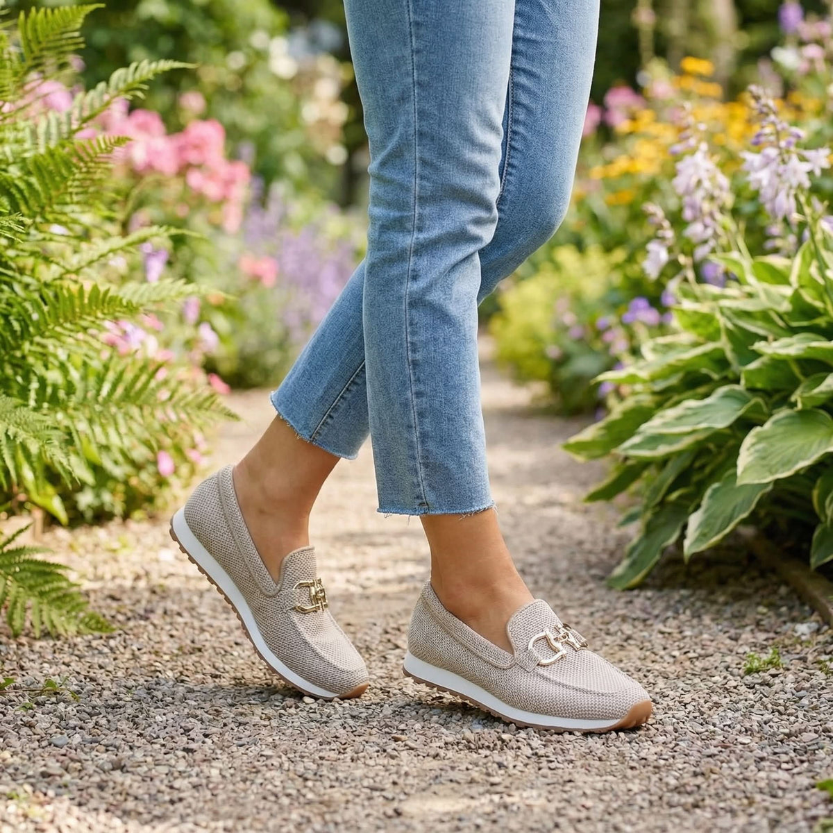Evelyn Comfort Sneakers
