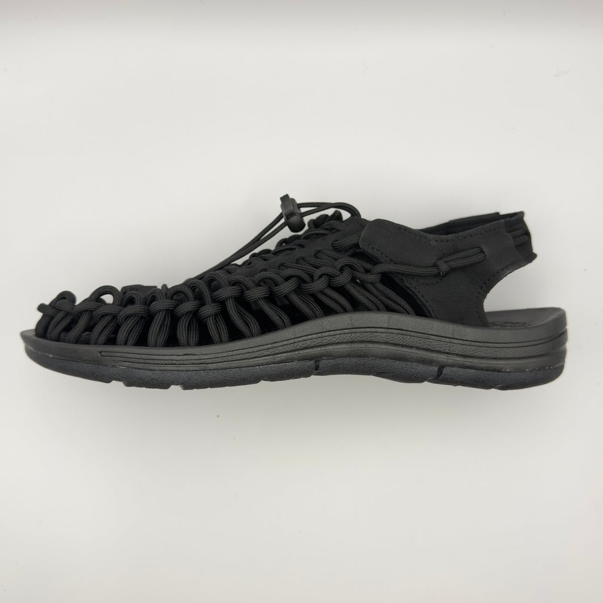 Leo Wave Sandals