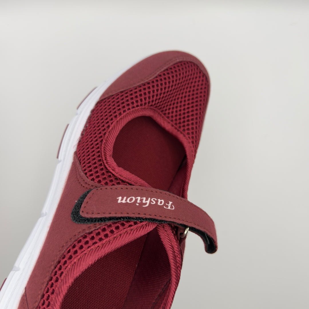 Women's Comfort Sneakers
