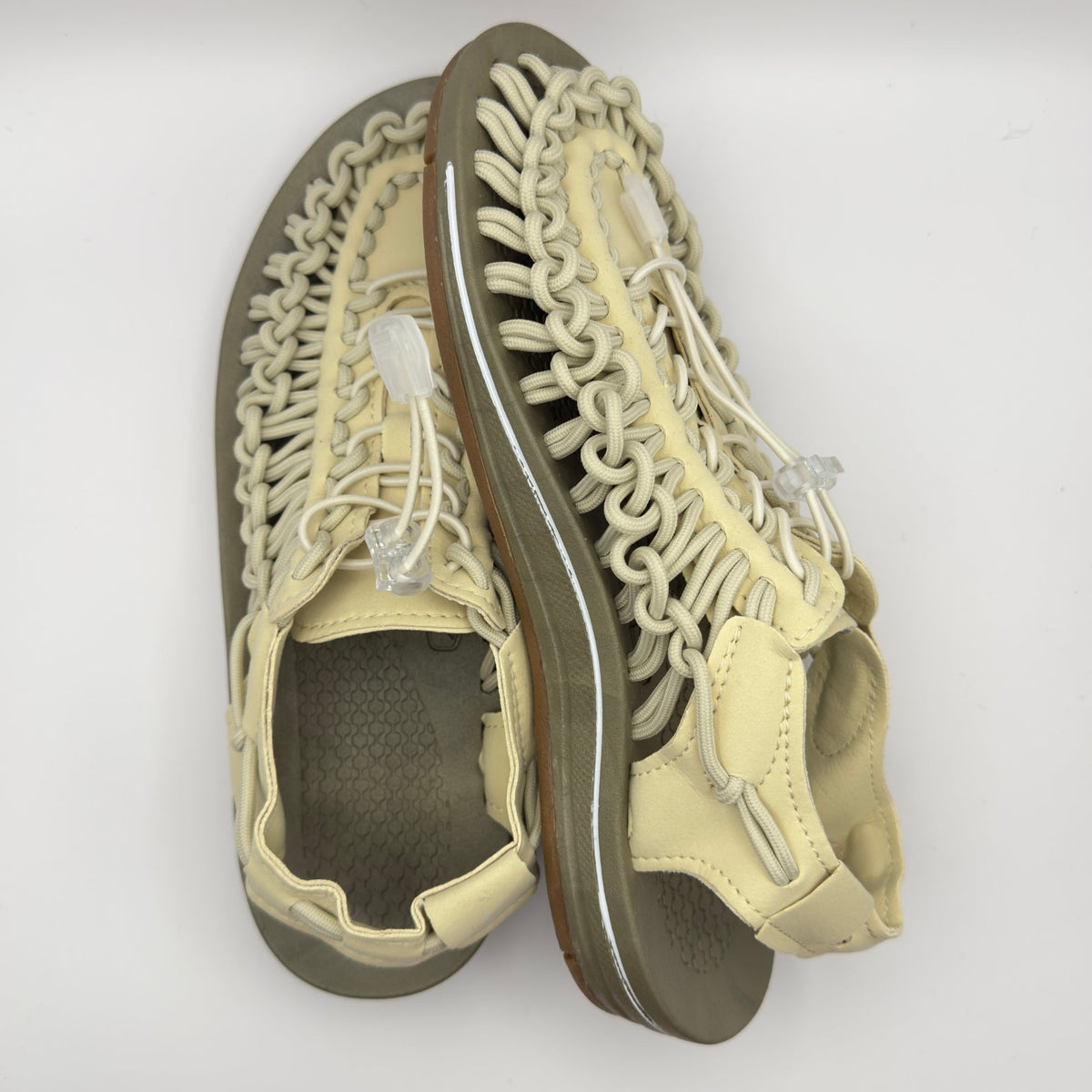 Leo Wave Sandals