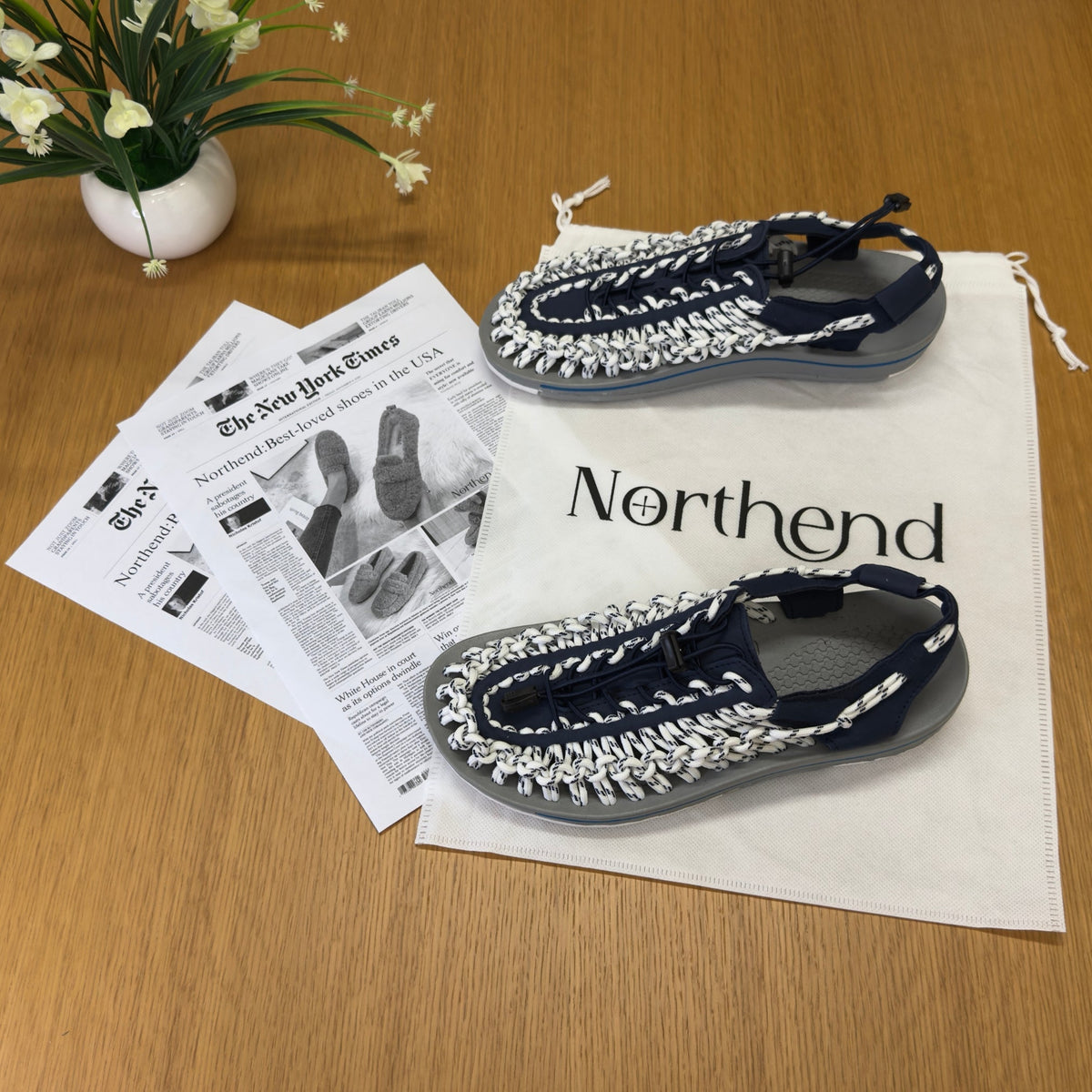 Leo Wave Sandals