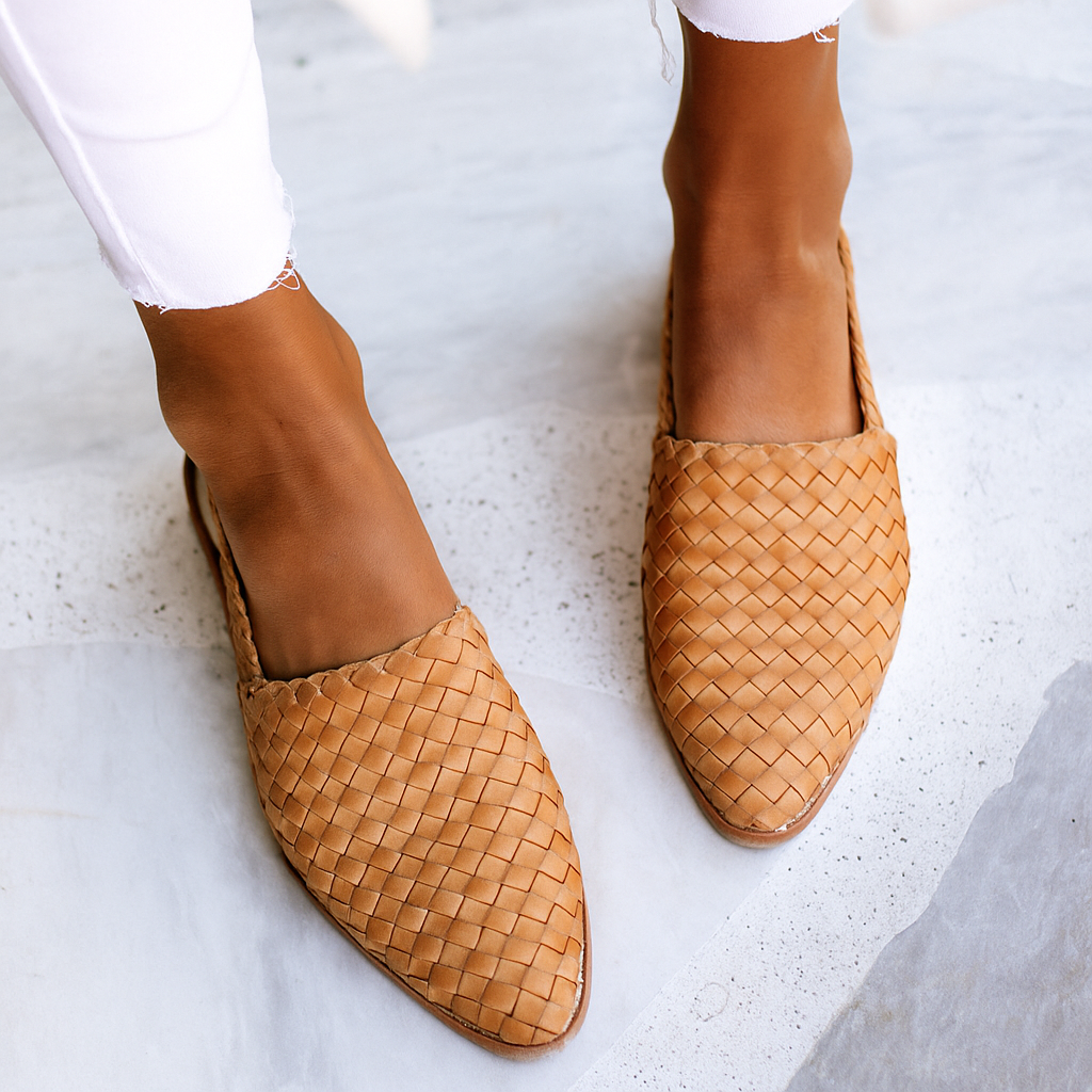 Dana Classic Orthopedic Shoes