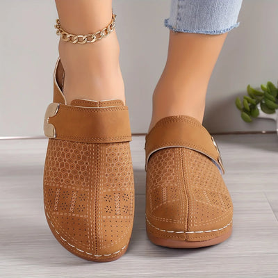 Mia Chic Wedge
