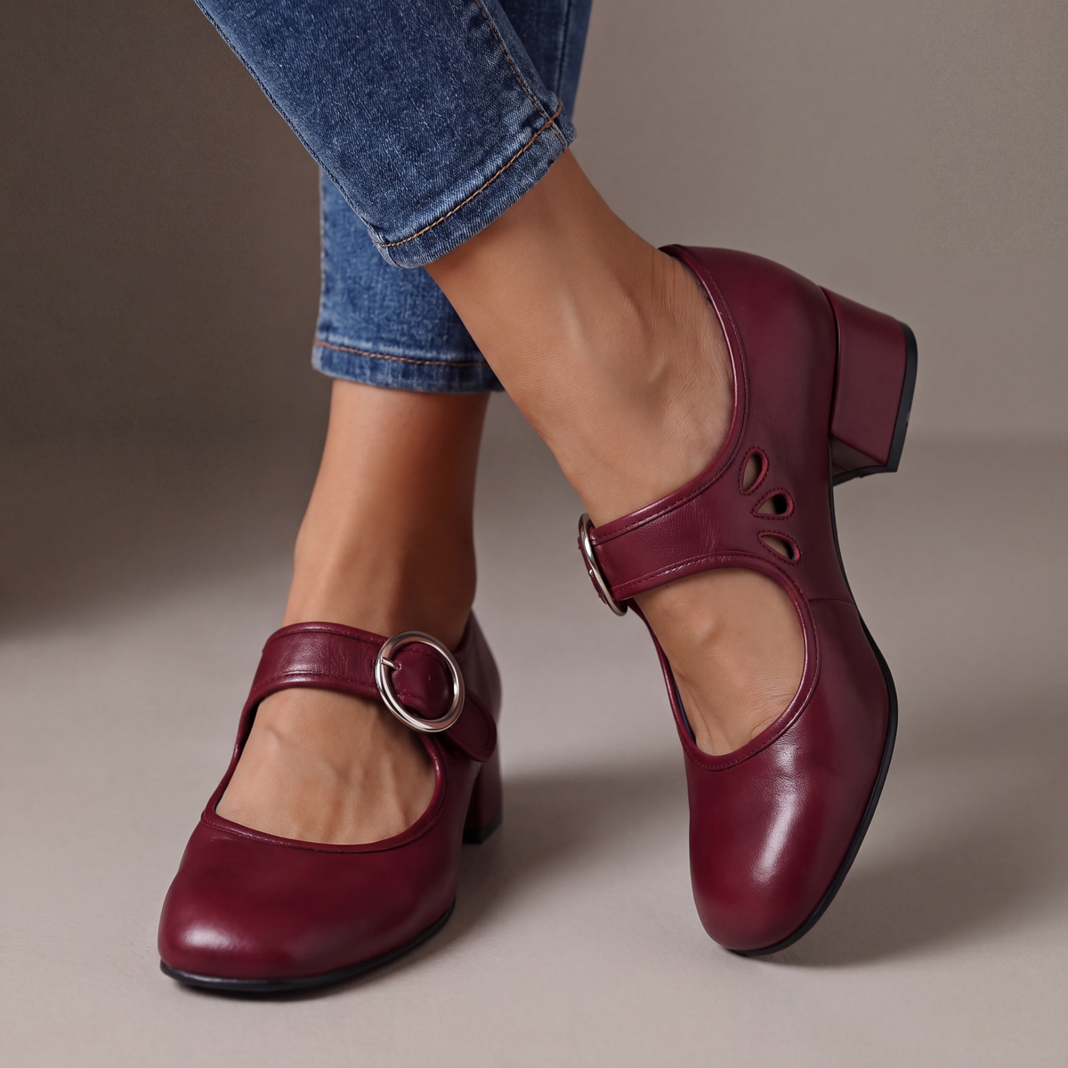 Cushioned Leather Comfort Sandals