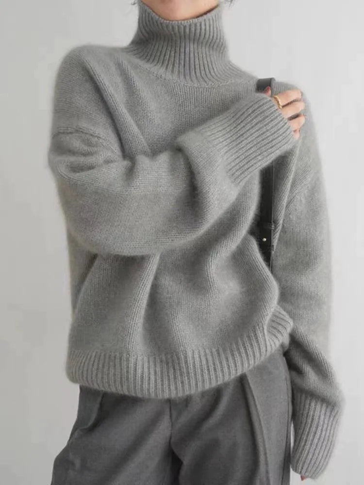 Robyn | Cashmere-Blend Turtleneck Sweater