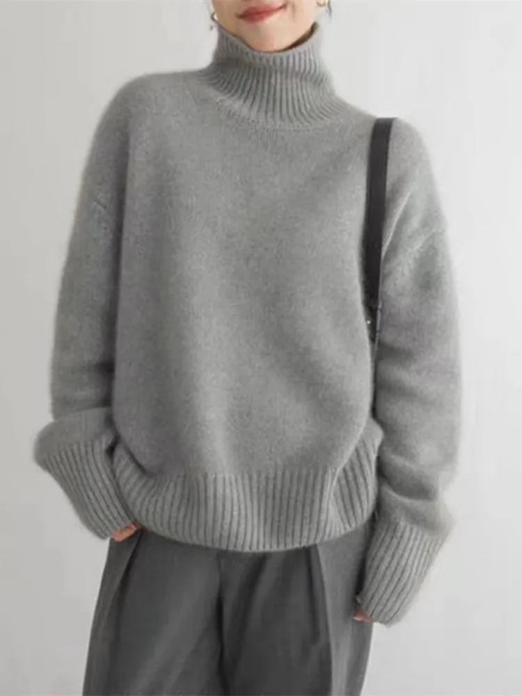 Robyn | Cashmere-Blend Turtleneck Sweater